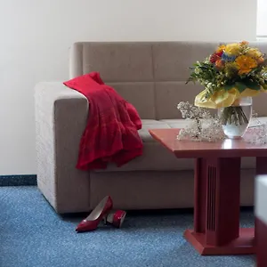 Apartament Act, Wiedeń